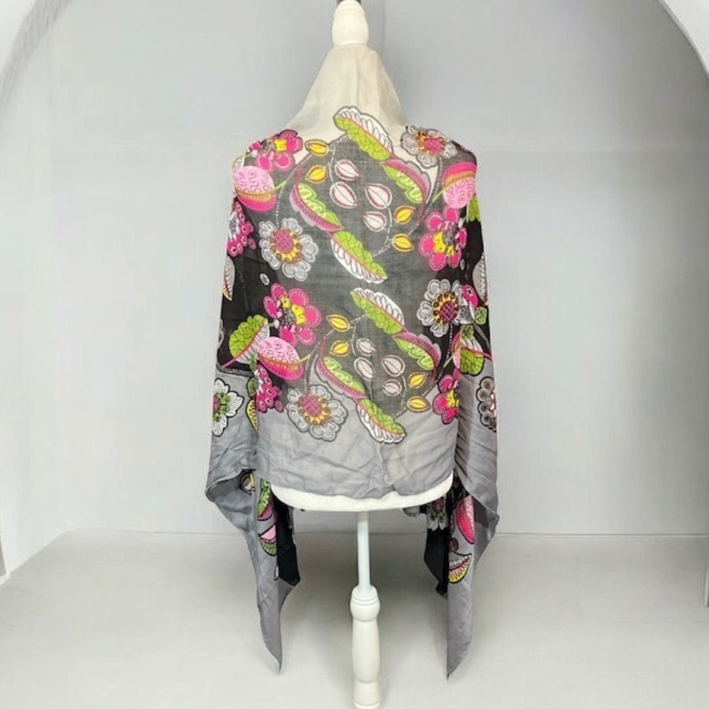 Vera Bradley Scarf Womens OS Grey Moon Blooms NWT Floral Rayon Fringe Boho 70"
